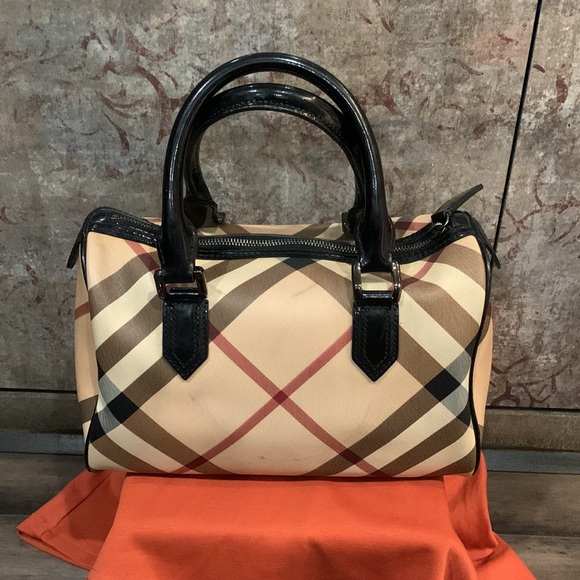 Authentic Burberry Satchel in good condition - Picture 3 of 7